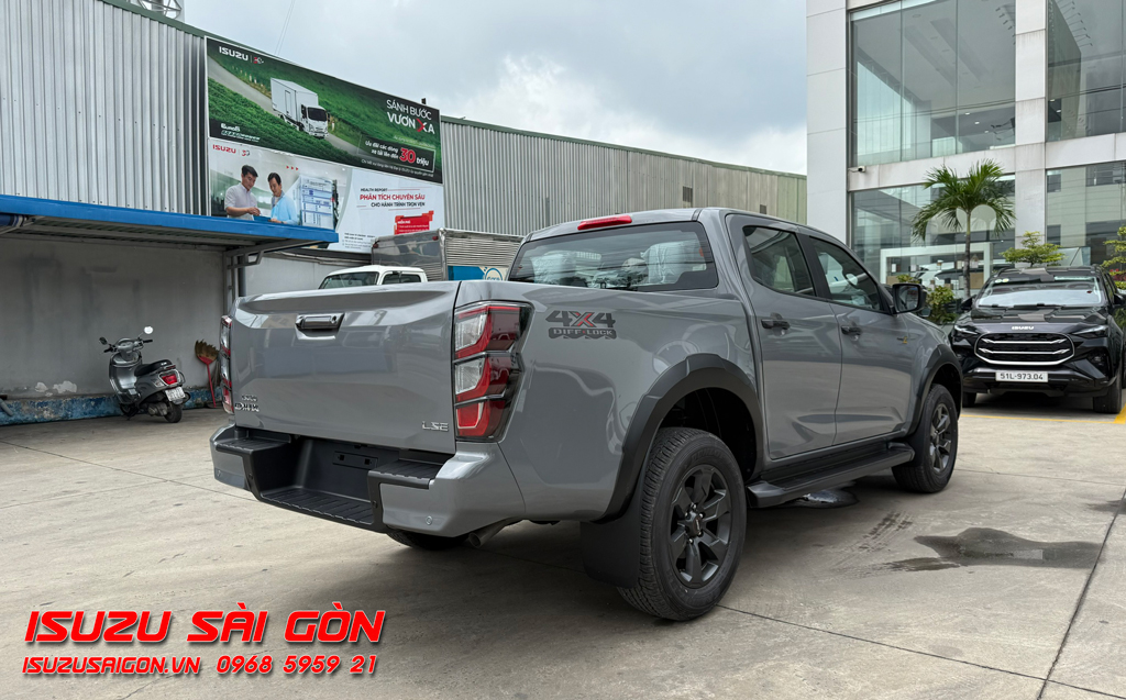 Xe Bán Tải Isuzu Dmax 2 Cầu AT 5